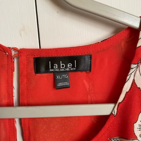 Label Flower Tunic - Picture 3 of 5